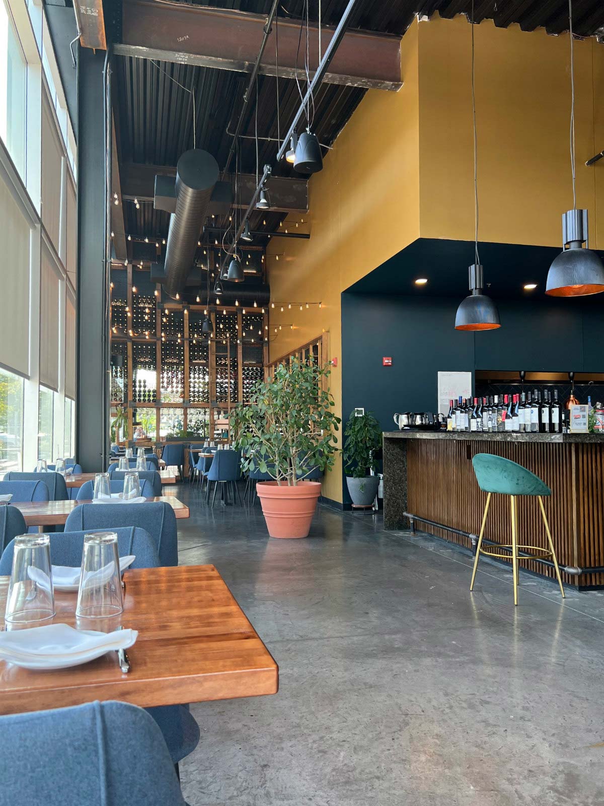 At Saffron, wellexecuted Indian classics are great, and there's more