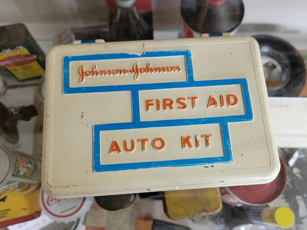 Johnson & Johnson First Aid Auto Kit Vintage Ford Parts, Music