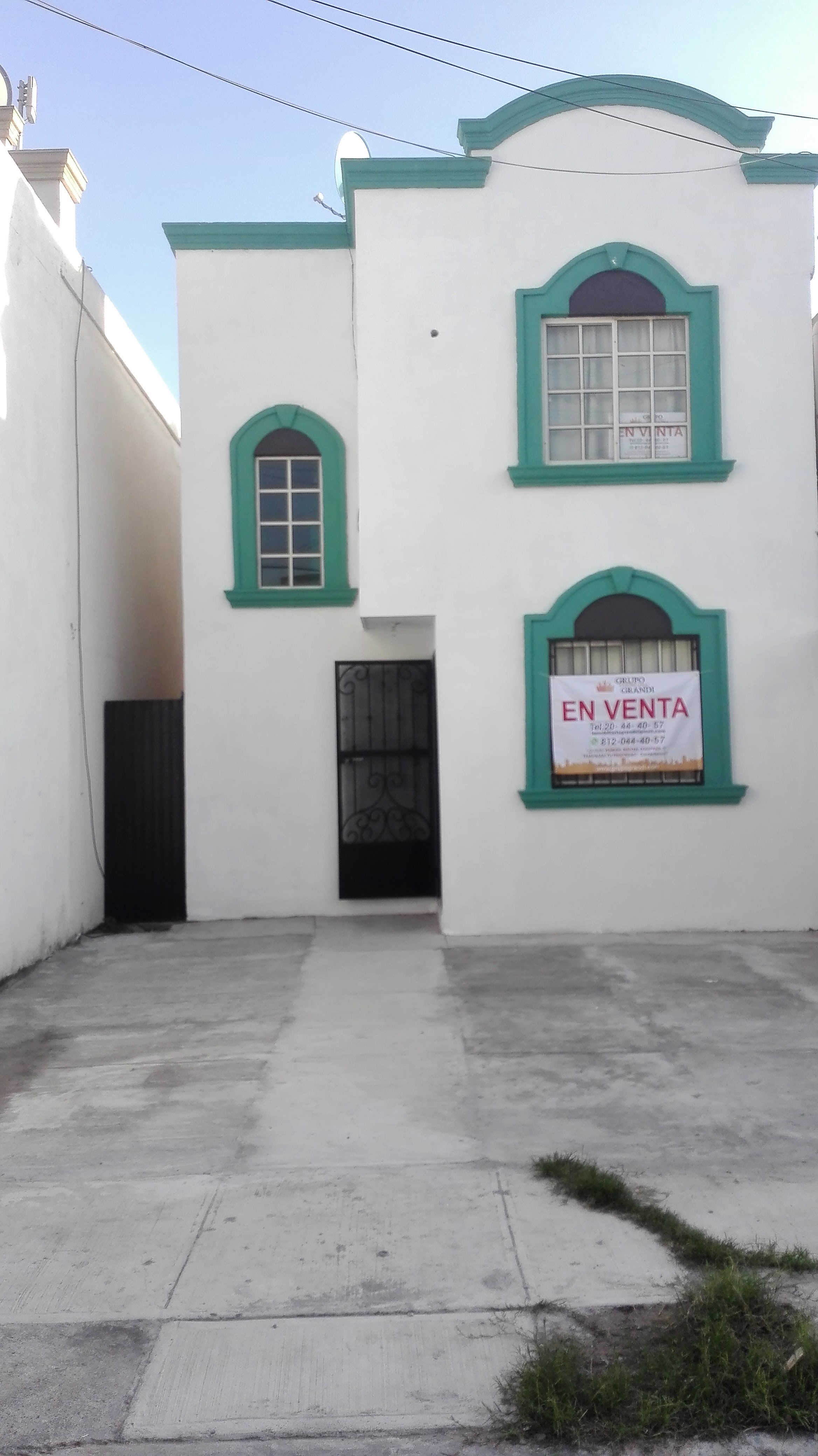 Casa en venta en valle de las Palmas, Apodaca NL.