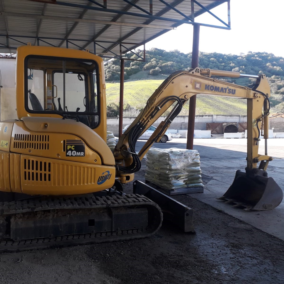 Komatsu PC40 MRx Excavator Specs, Dimensions, Comparisons : CEG