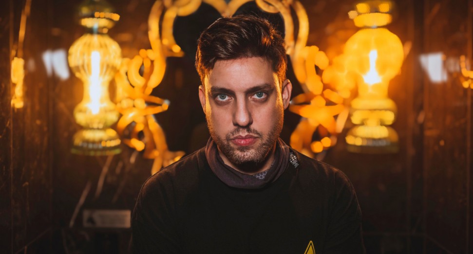 Maceo Plex lança o single "Revision", uma amostra do seu próximo álbum