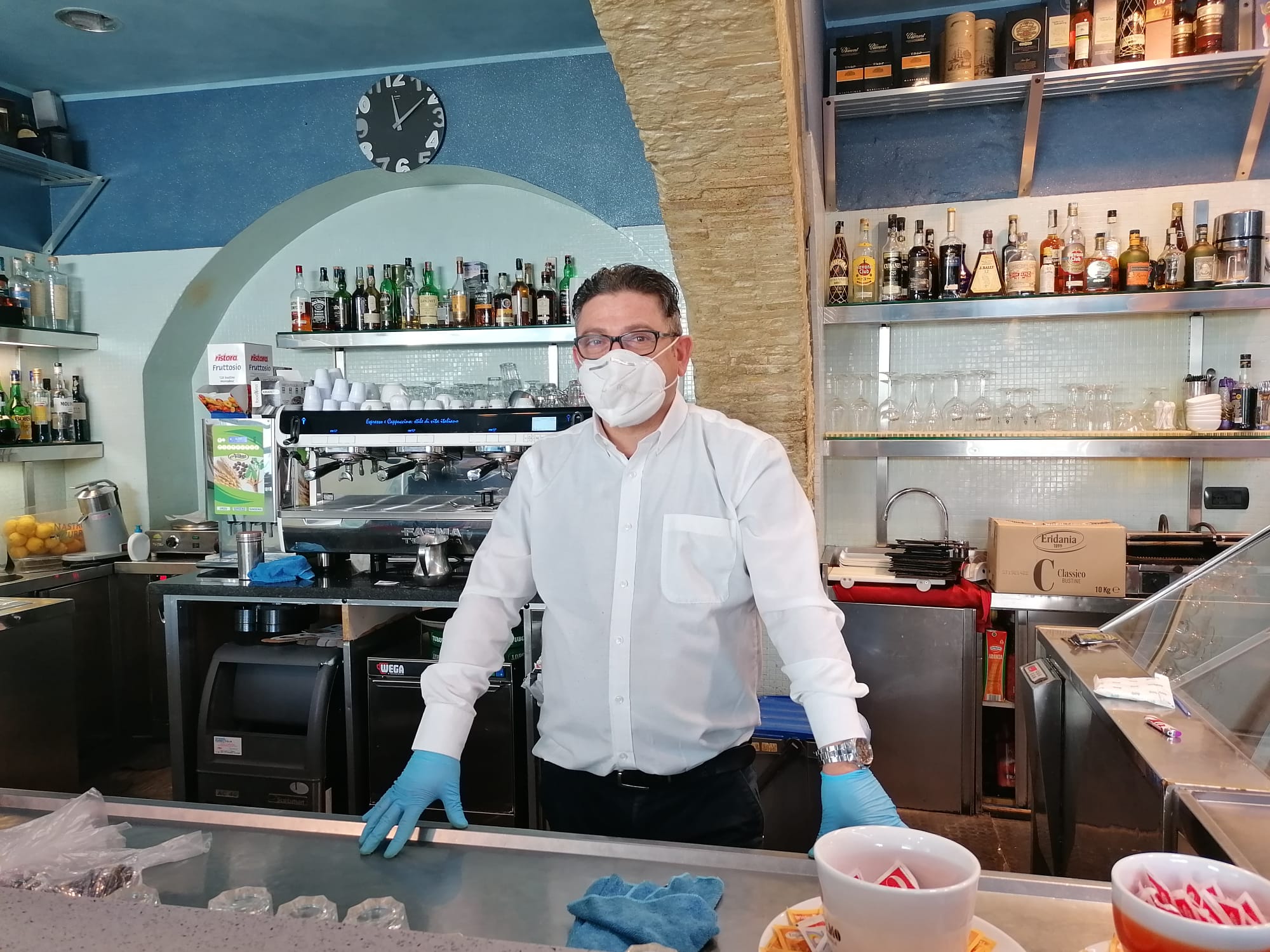 Catanzaro, via libera a bar e ristoranti all'aperto niente isola