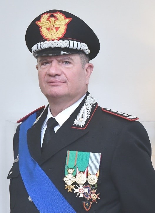 Il generale Cavallo in visita al Comando Legione Carabinieri Calabria