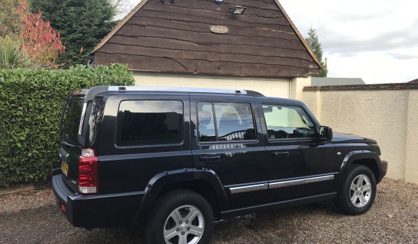 JEEP COMMANDER LIMITED CRD 3.0L Diesel AUTO GS Vehicle Servcies