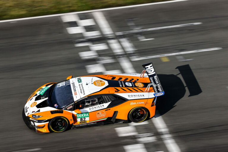 ADAC GT Masters Max Hofer startet für GRT