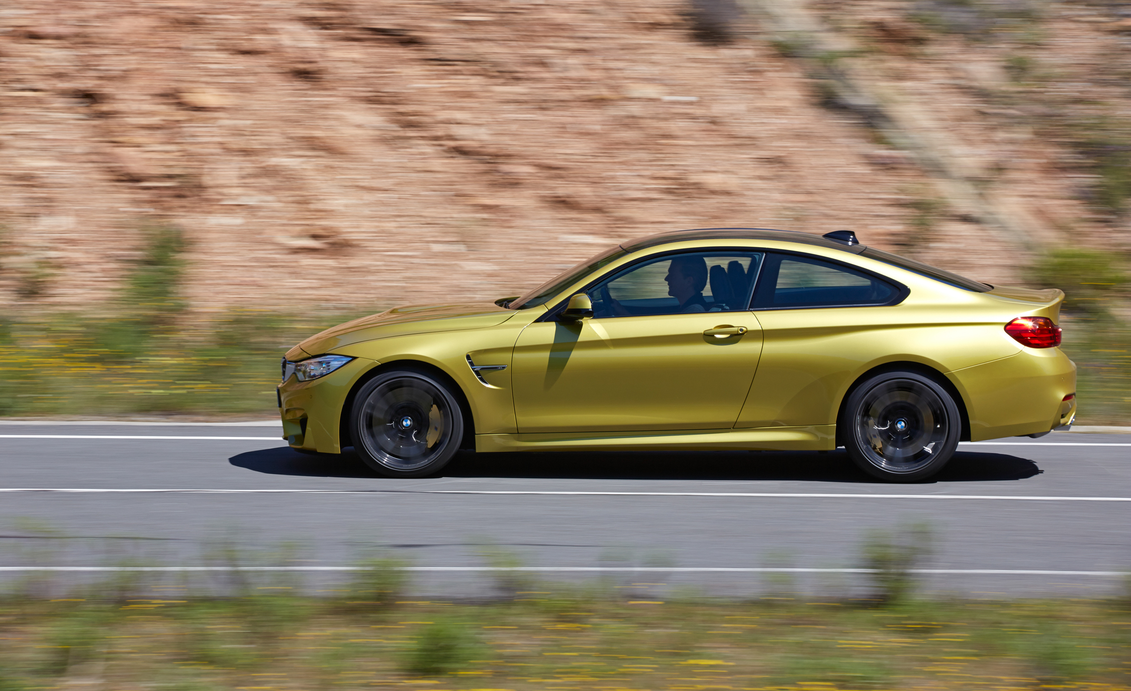 Turn Heads In The All New 2015 BMW M4 Coupe