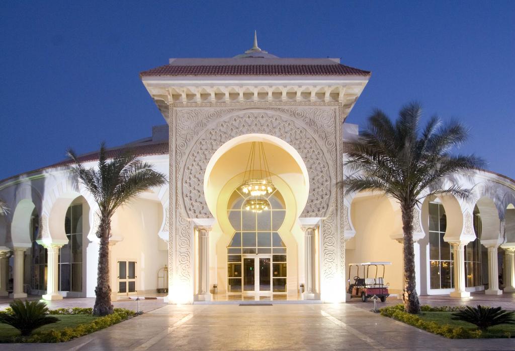 Summer Vacation in Old Palace Resort Sahl Hasheesh