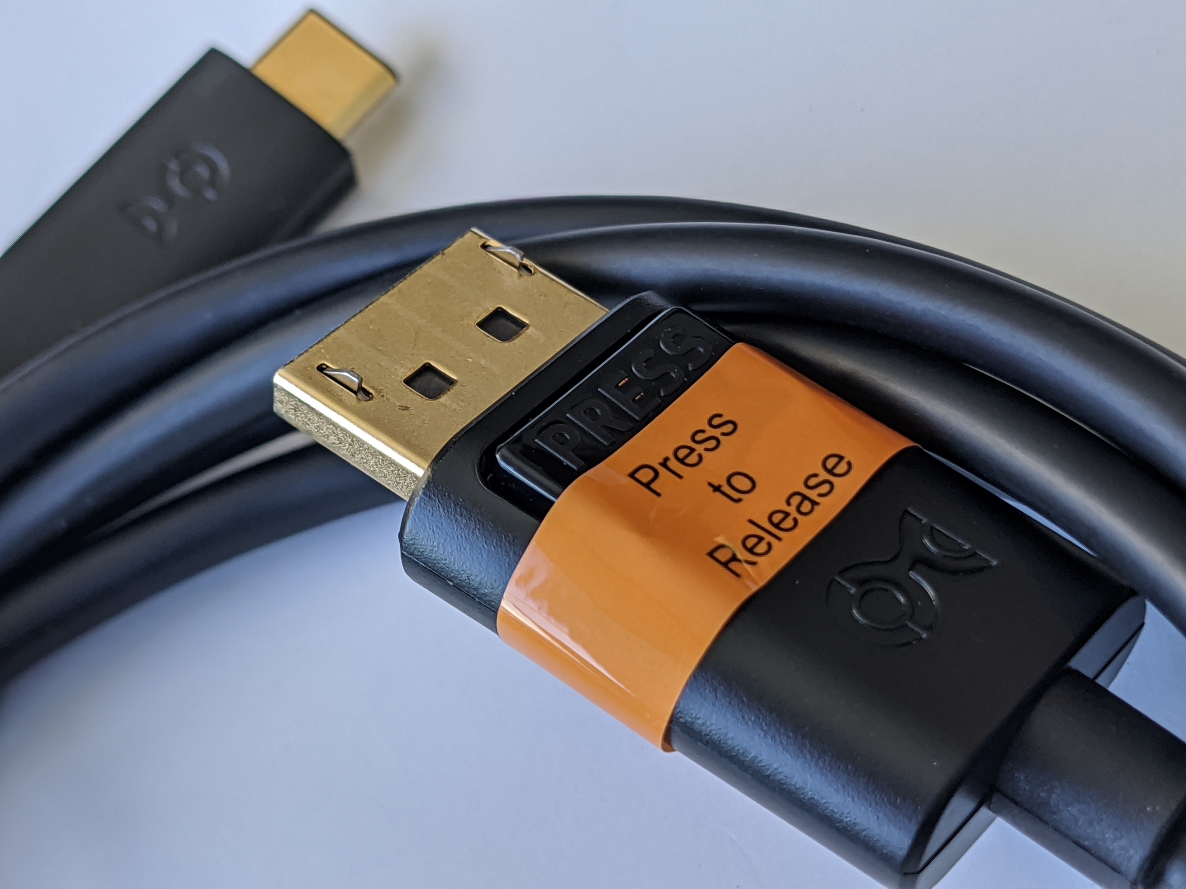How the Cable Matters USBC to DisplayPort Cable 8K Ready (1.8 m