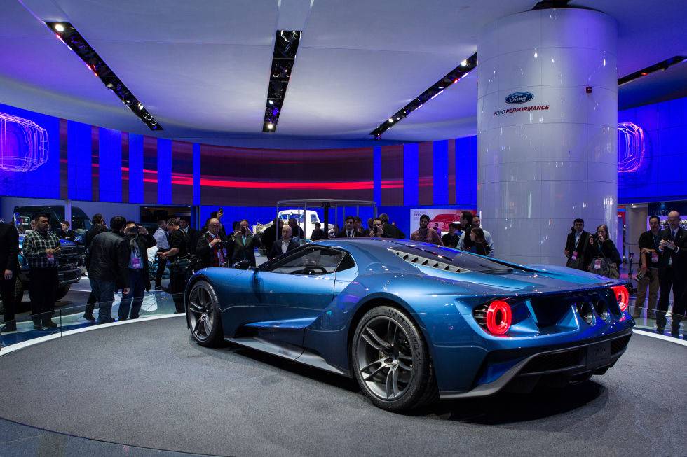 A closer look to Ford’s Liquid Blue “Team” GT Speed