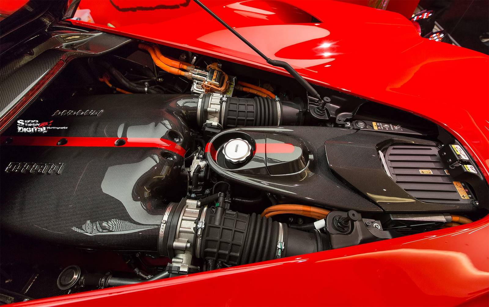 Laferrari Engine Bay