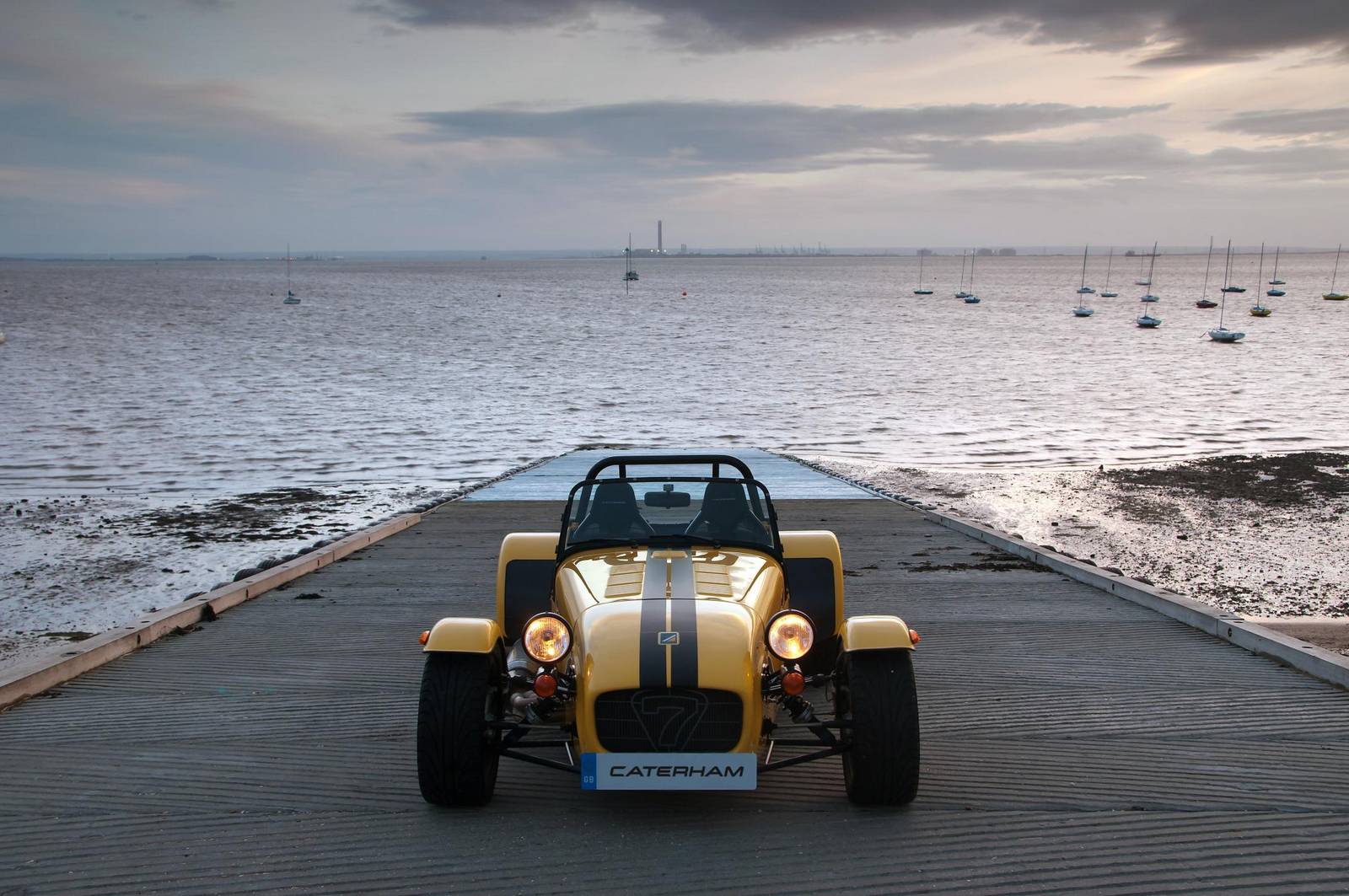 Caterham Introduces Seven 480 and 360 for the US Market GTspirit