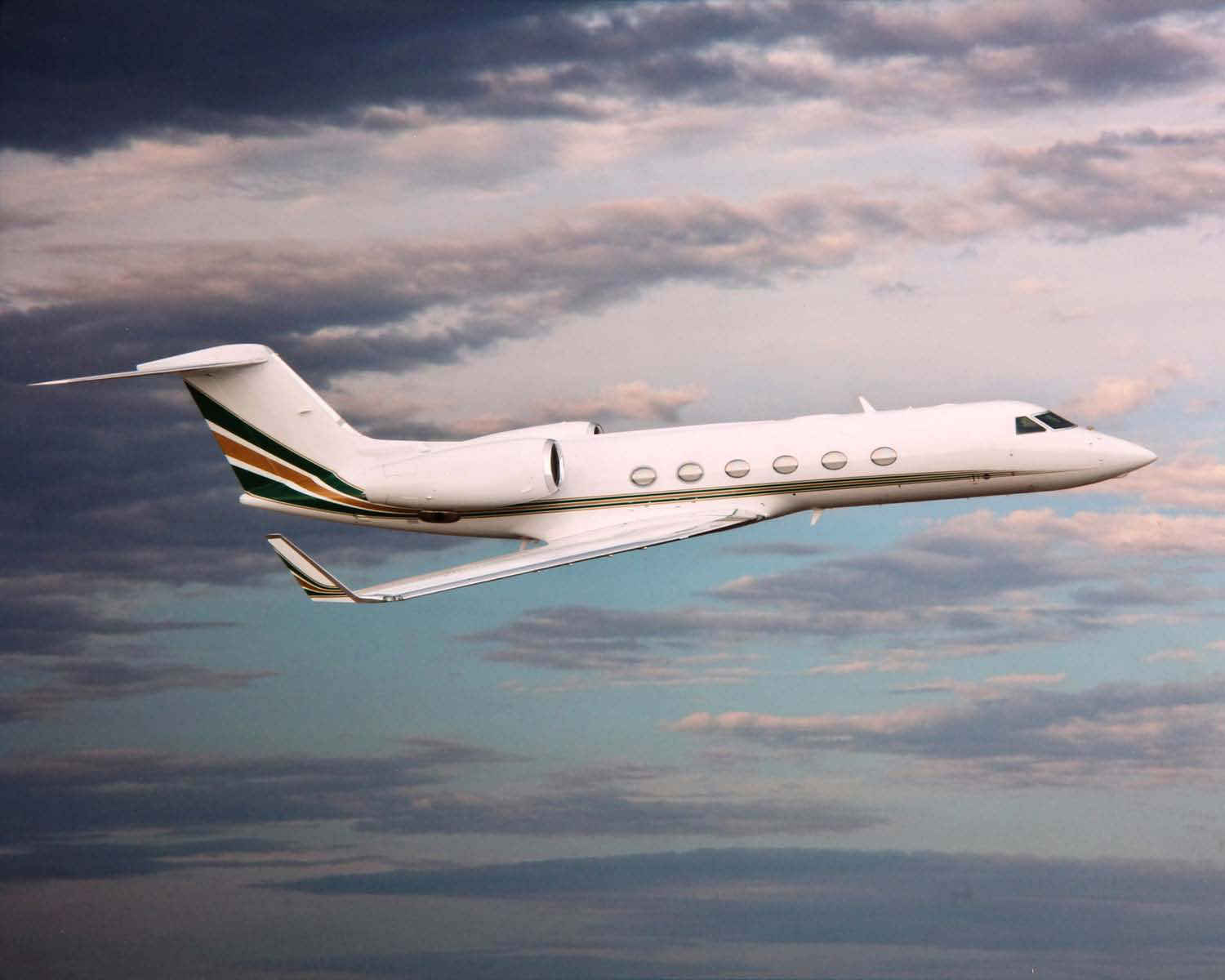Exceptional Gulfstream G450 Private Jet For Sale at 20 Million GTspirit