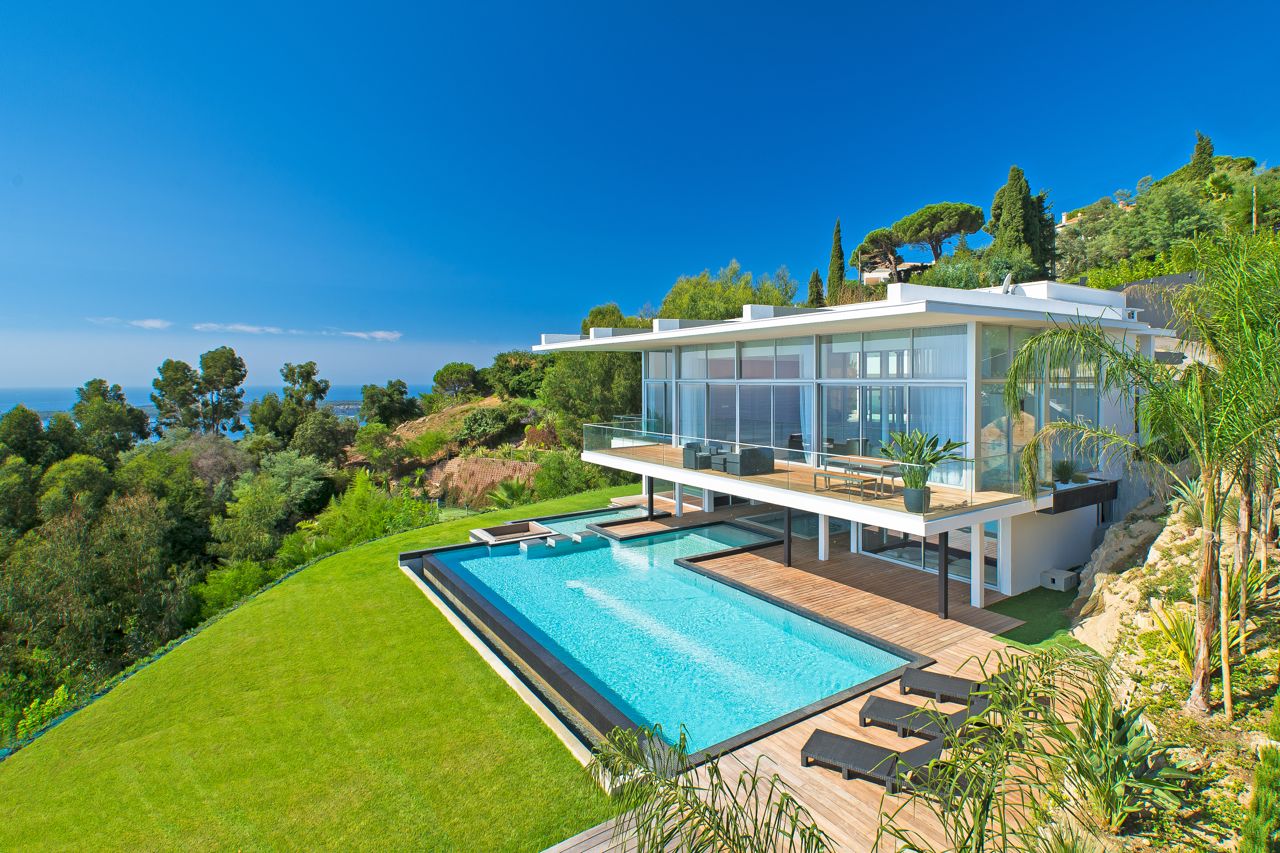 9.6 Million Villa With Panoramic Views of The French Riviera GTspirit