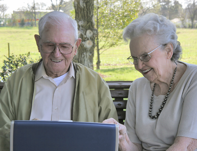 Older Adults Brave New World With Tablet Computers Guardian Liberty Voice