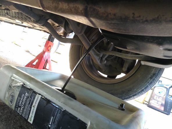 Замена масла и фильтра в Honda Odyssey первого поколения - HD01