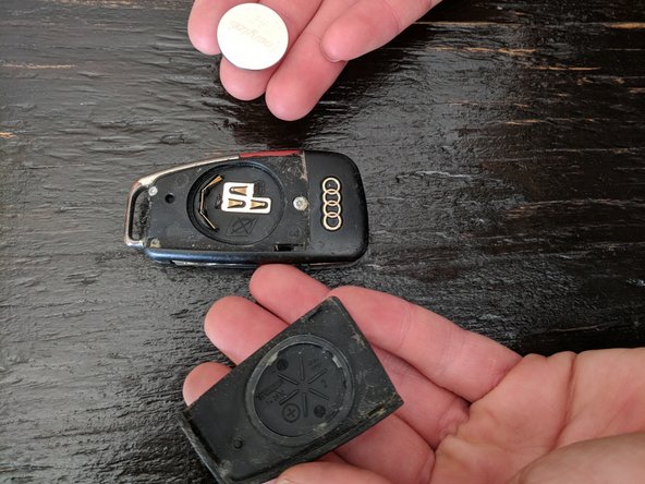2008-2010 Audi A3 Sportback Key FOB Battery Replacement (2008 