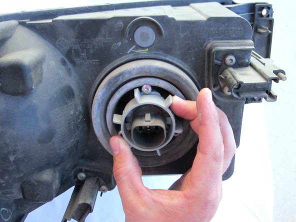 Dodge Ram 1500 Headlight Bulb Replacement - iFixit Repair Guide
