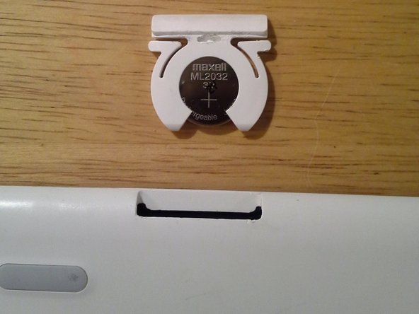 Logitech K750 Keyboard Battery Replacement - iFixit Repair Guide