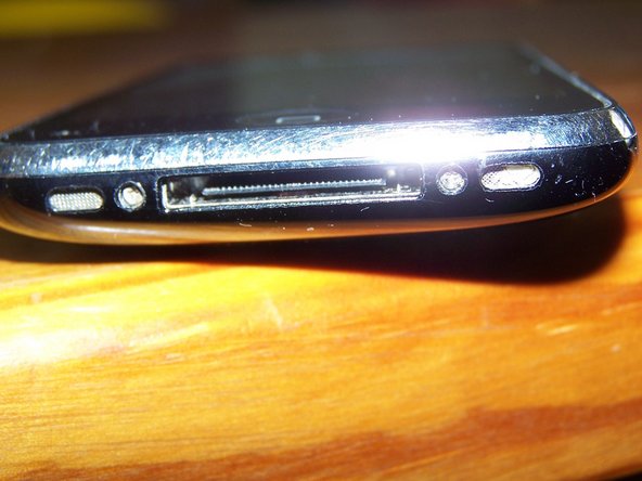 iPhoneの水濡れ･水没ダメージからの復旧方法 iFixit リペアガイド