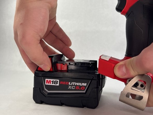 Замена переключателя управления Milwaukee 2704-20 - HD01