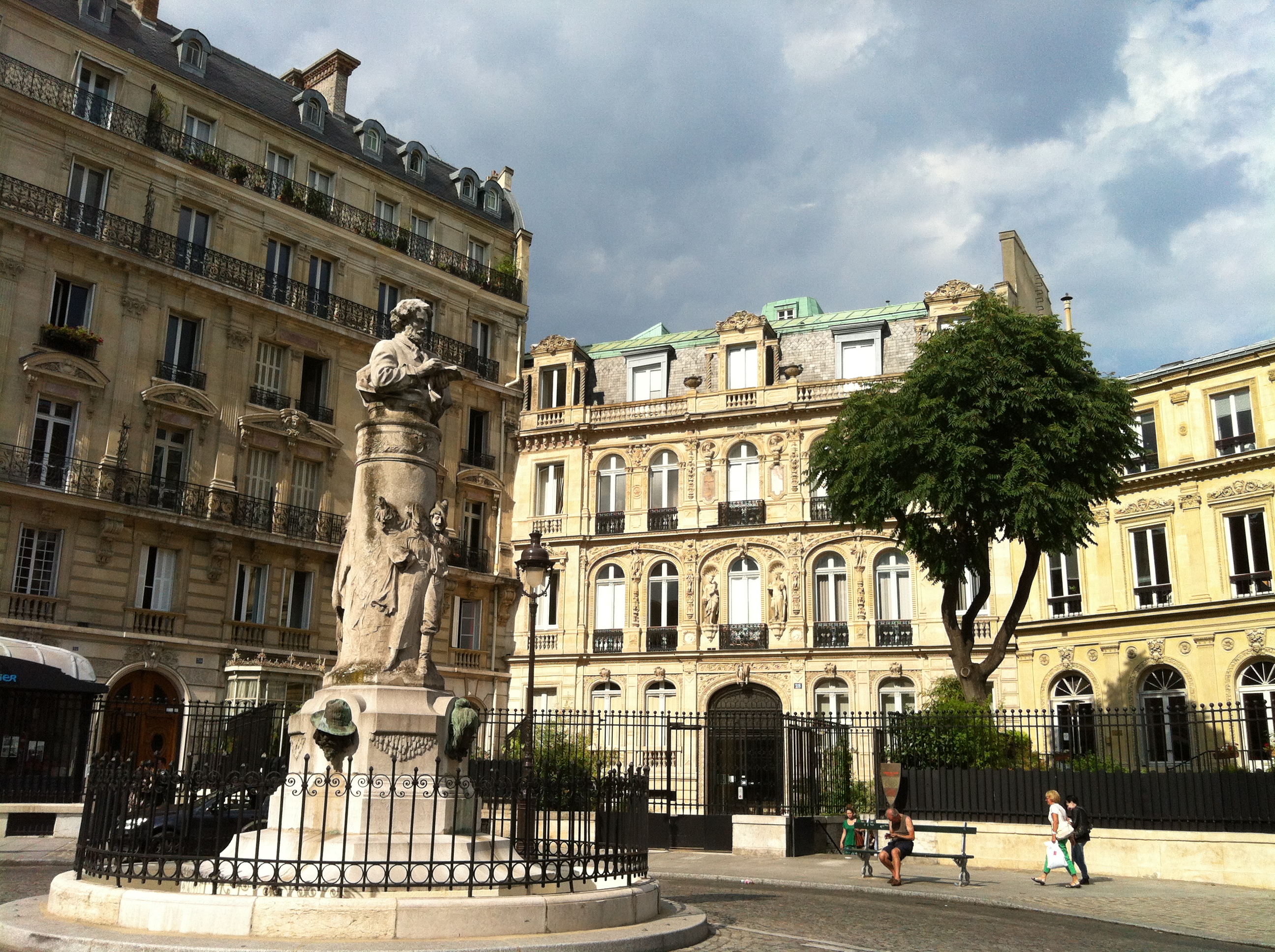 Visites des quartiers de Paris Visites guidées de monuments et