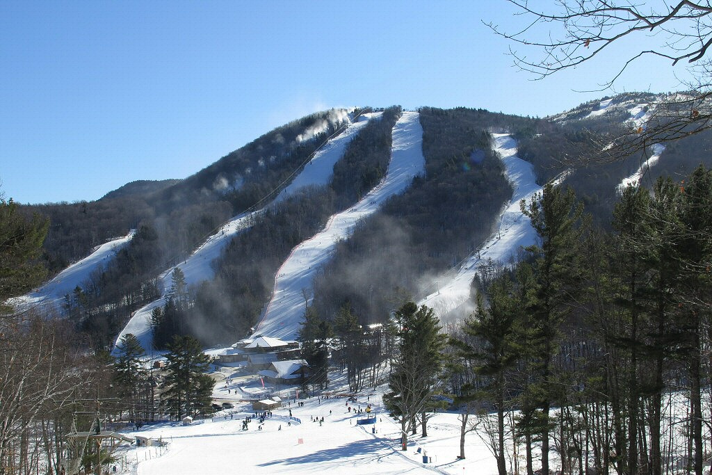 Mount Sunapee Resort Zone.Ski Le guide des stations de ski du Québec