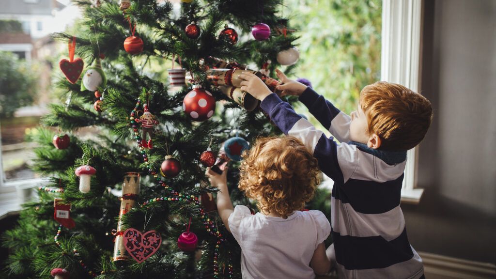 How a Christmas Tree Tells a Story Guideposts