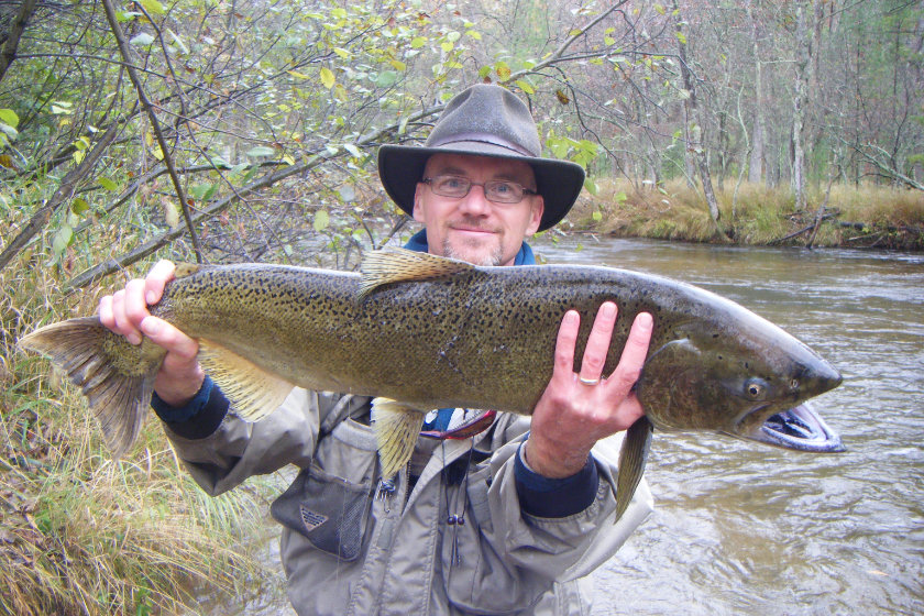 What is the Biggest Salmon Ever Caught? (with Maps and Tips) Guide