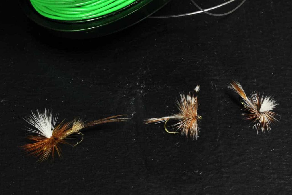 12 Easy Flies to Tie (Video, Materials, and More) Guide