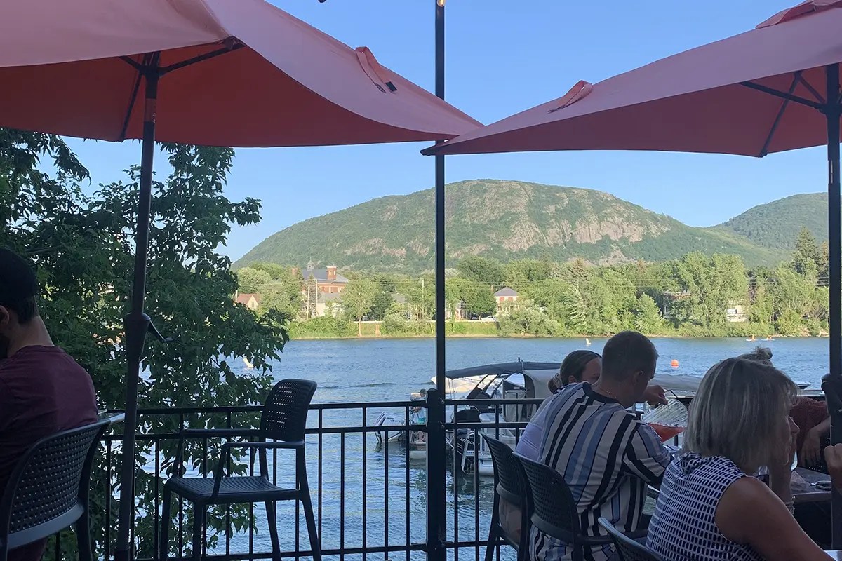 Le Janick, un restaurant au bord de l’eau Guide Restos Québec