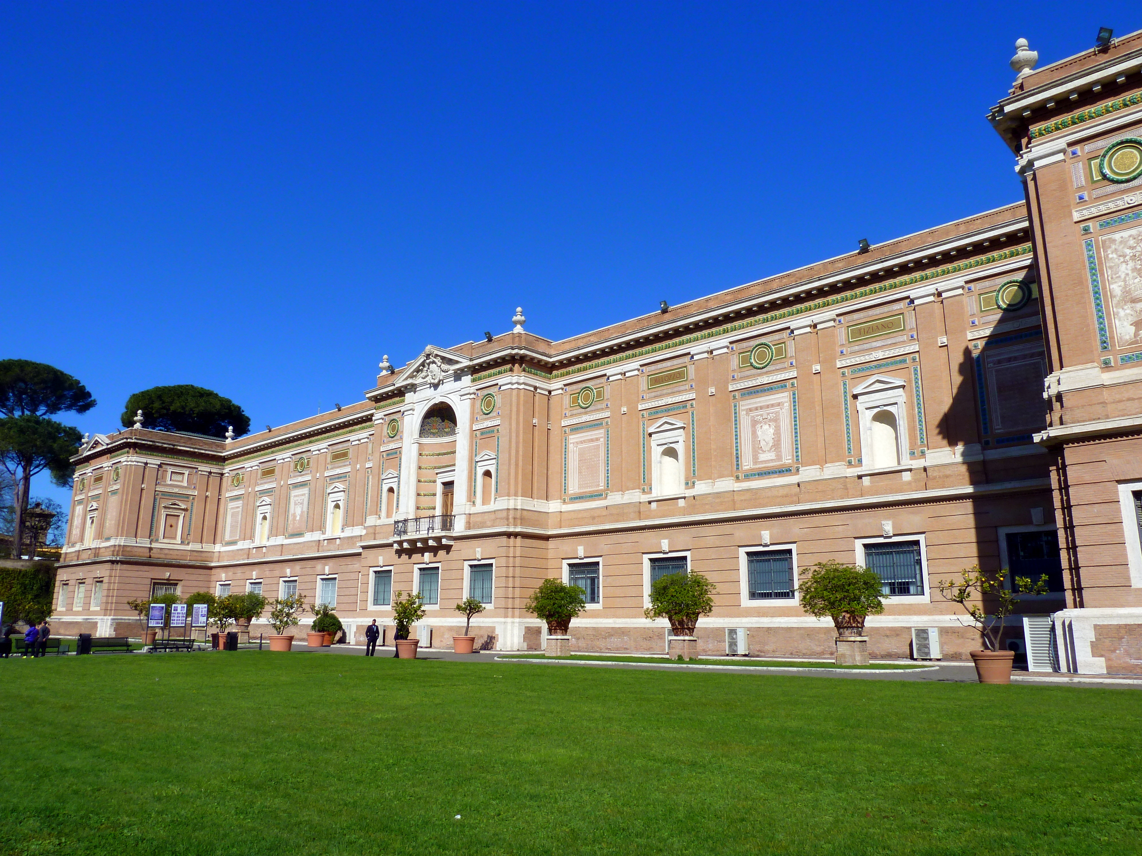 Rome and the Vatican (Gold Guides to Capital Cities of Europe.