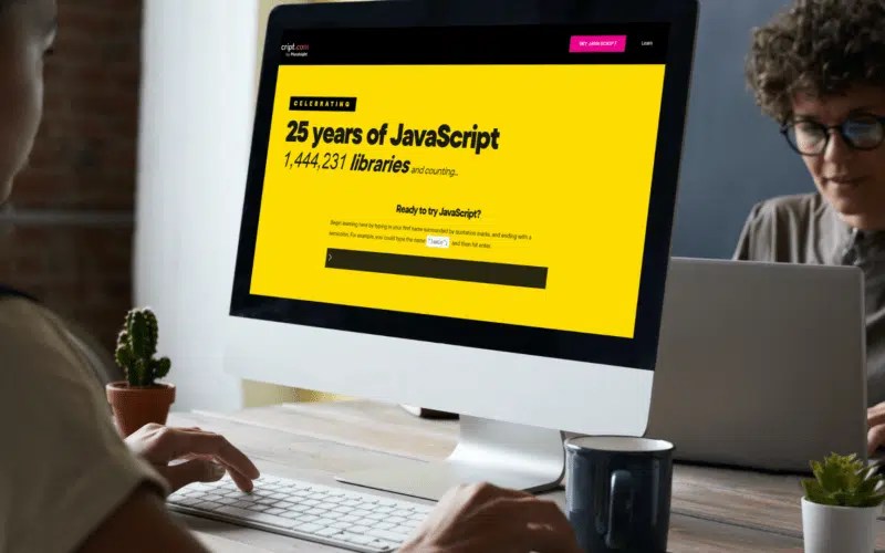 How to Add Commas to Number in Javascript? GuidingCode