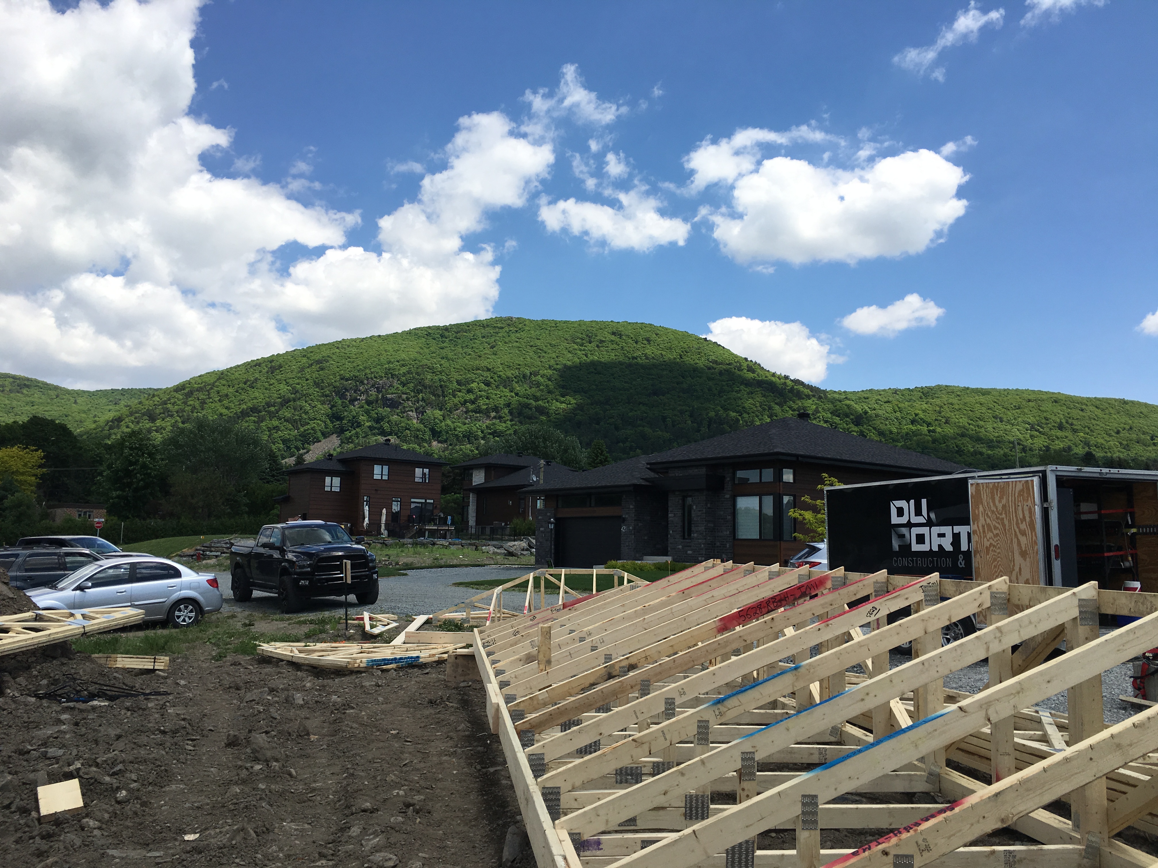 Chemin de la Montagne Guilmain Design