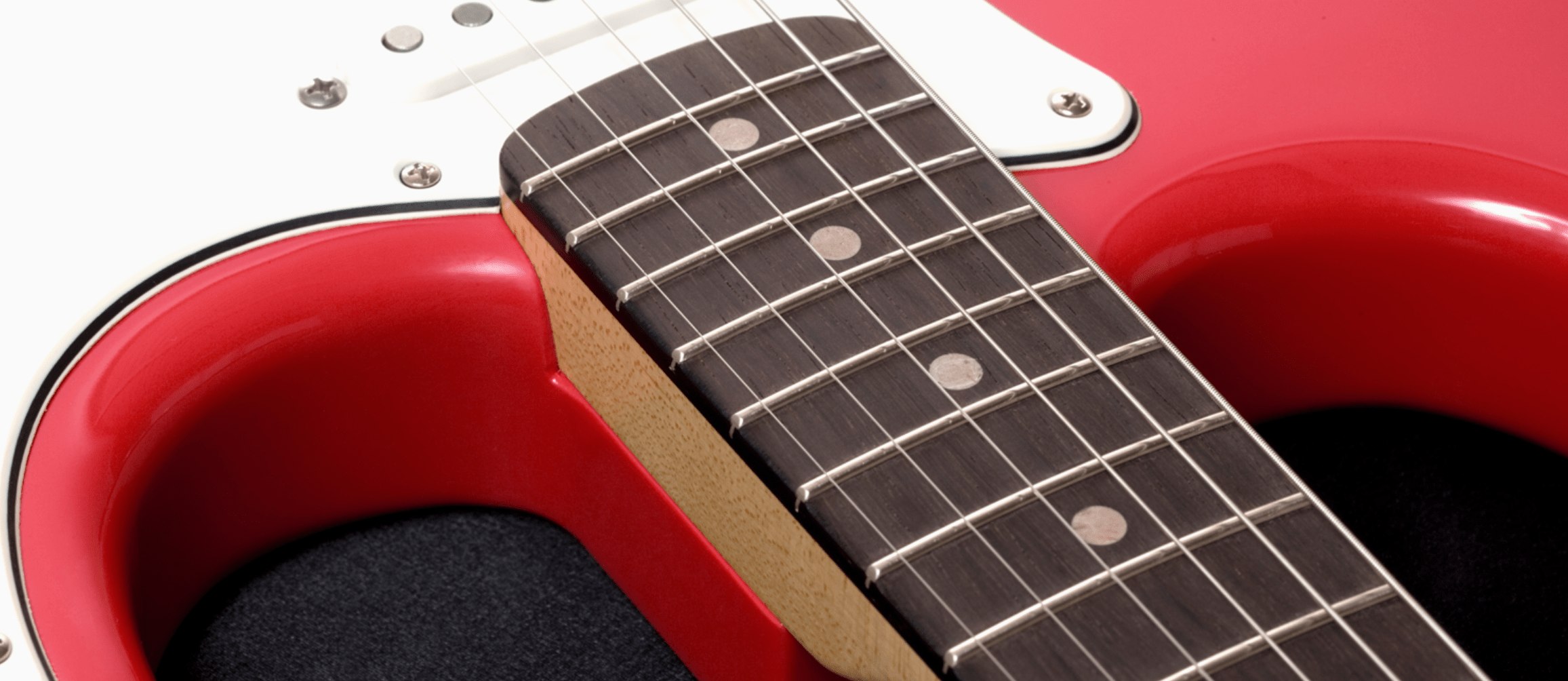 SLIP!! GUITAR&BASS Official site GUITAR