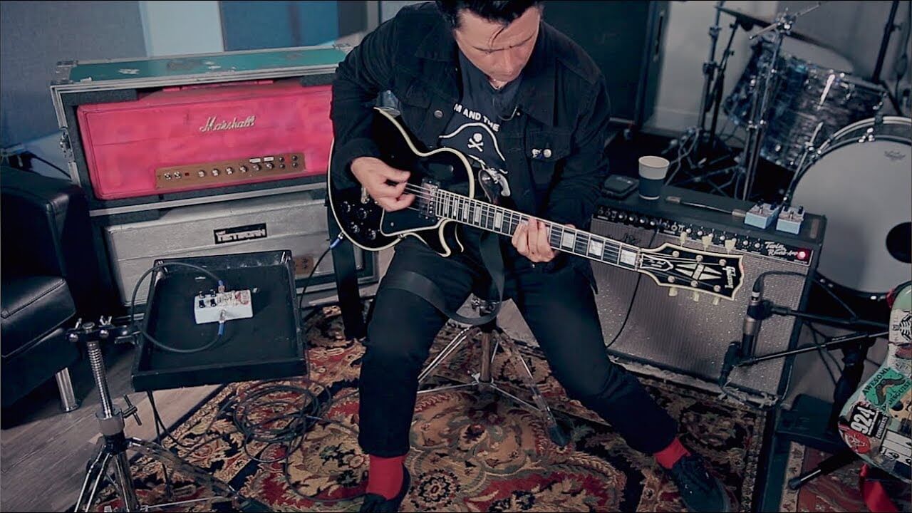 Billie Joe Armstrong Dookie Guitar