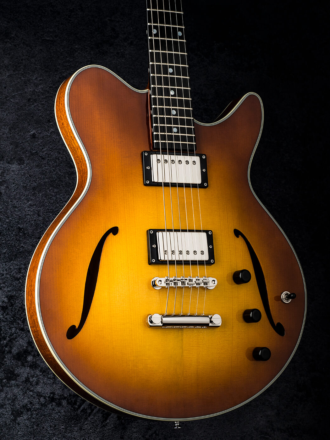 Review Eastman Romeo All Things Guitar