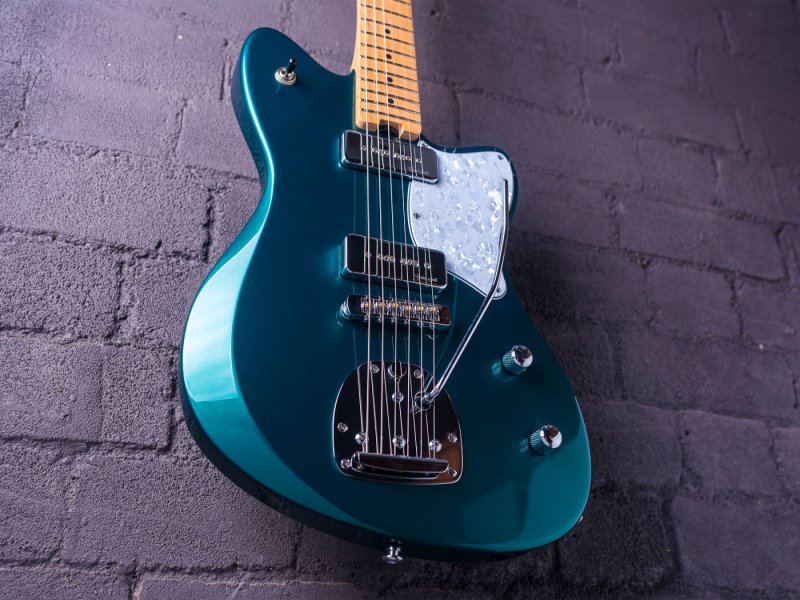 Gordon Smith Guitars introduces the Gatsby, its first offset electric