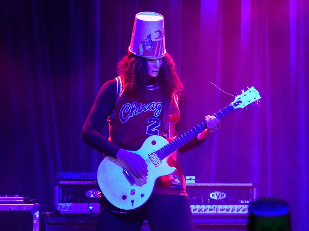 Update Buckethead recovers one of his stolen guitars with the help of