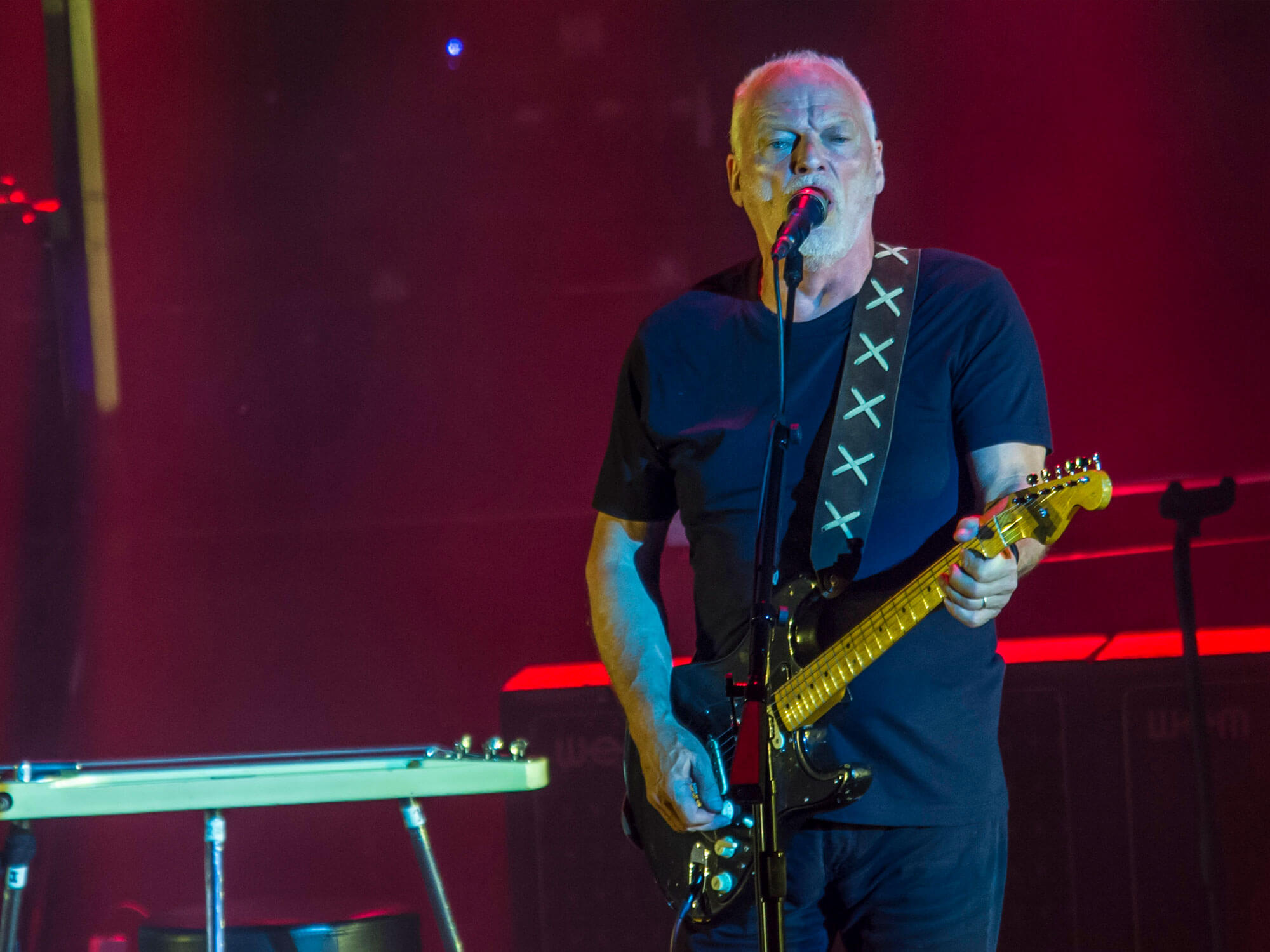 David Gilmour invites you to remix his music using new AI platform