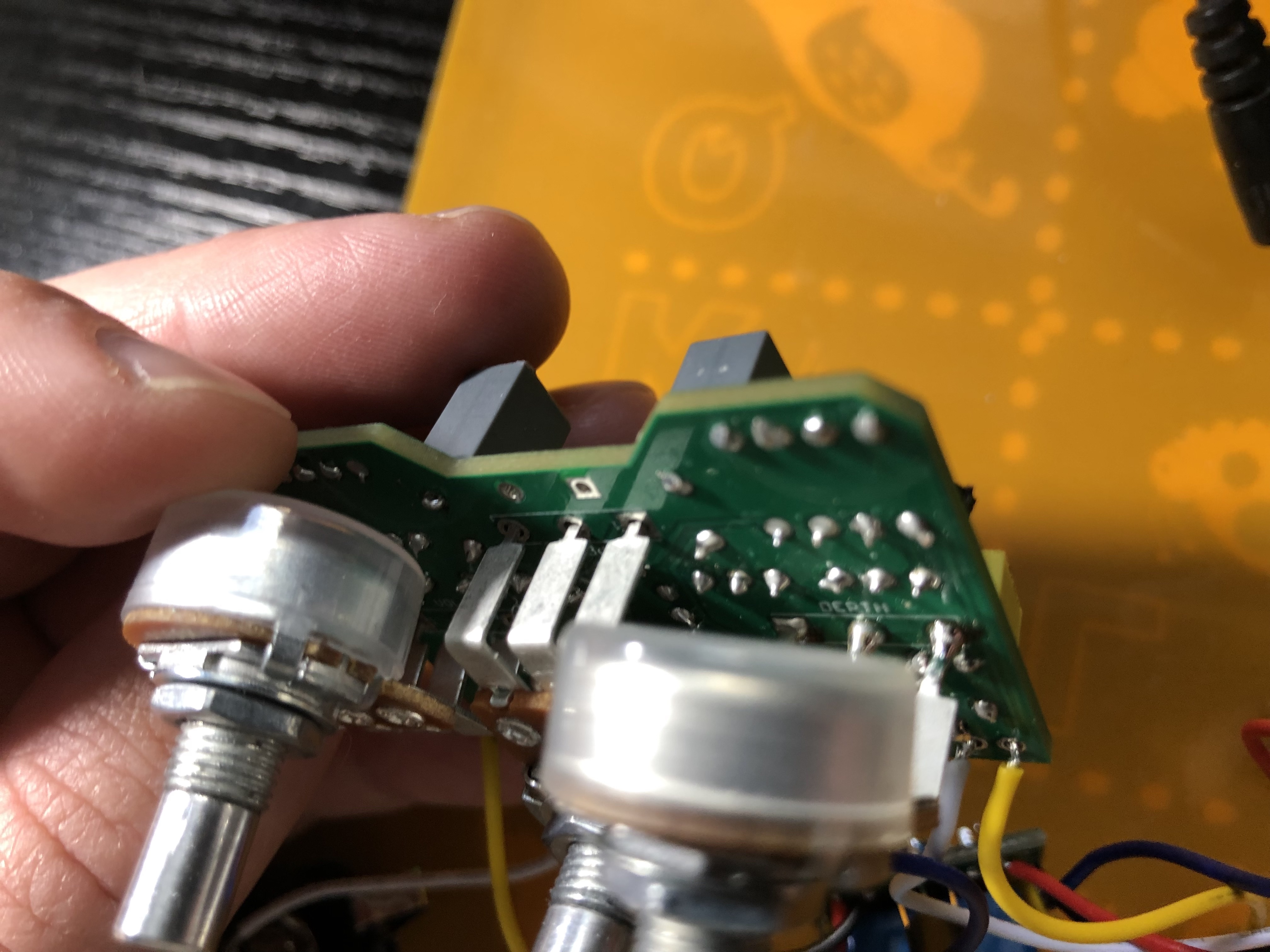 EA Tremolo v4 Troubles LED Not Flashing GuitarPCB