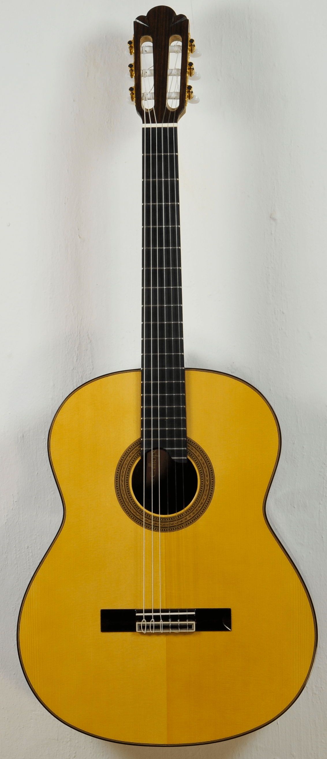 "Modelo Orfeo" Fichte Guitarras Calliope