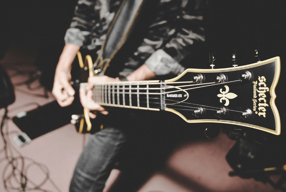 How to Find the Best Amps for Metal Guitar Space