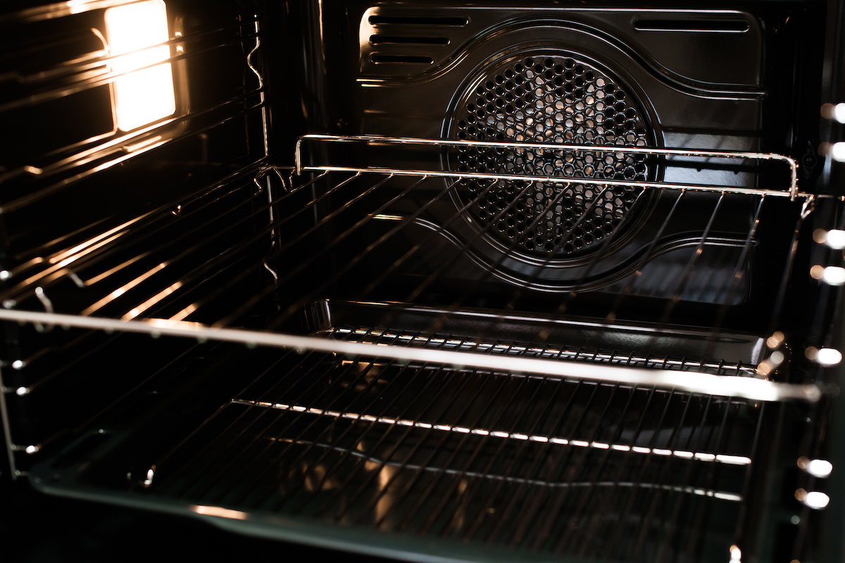 Eight Differences Between Conventional and Convection Ovens Gulf