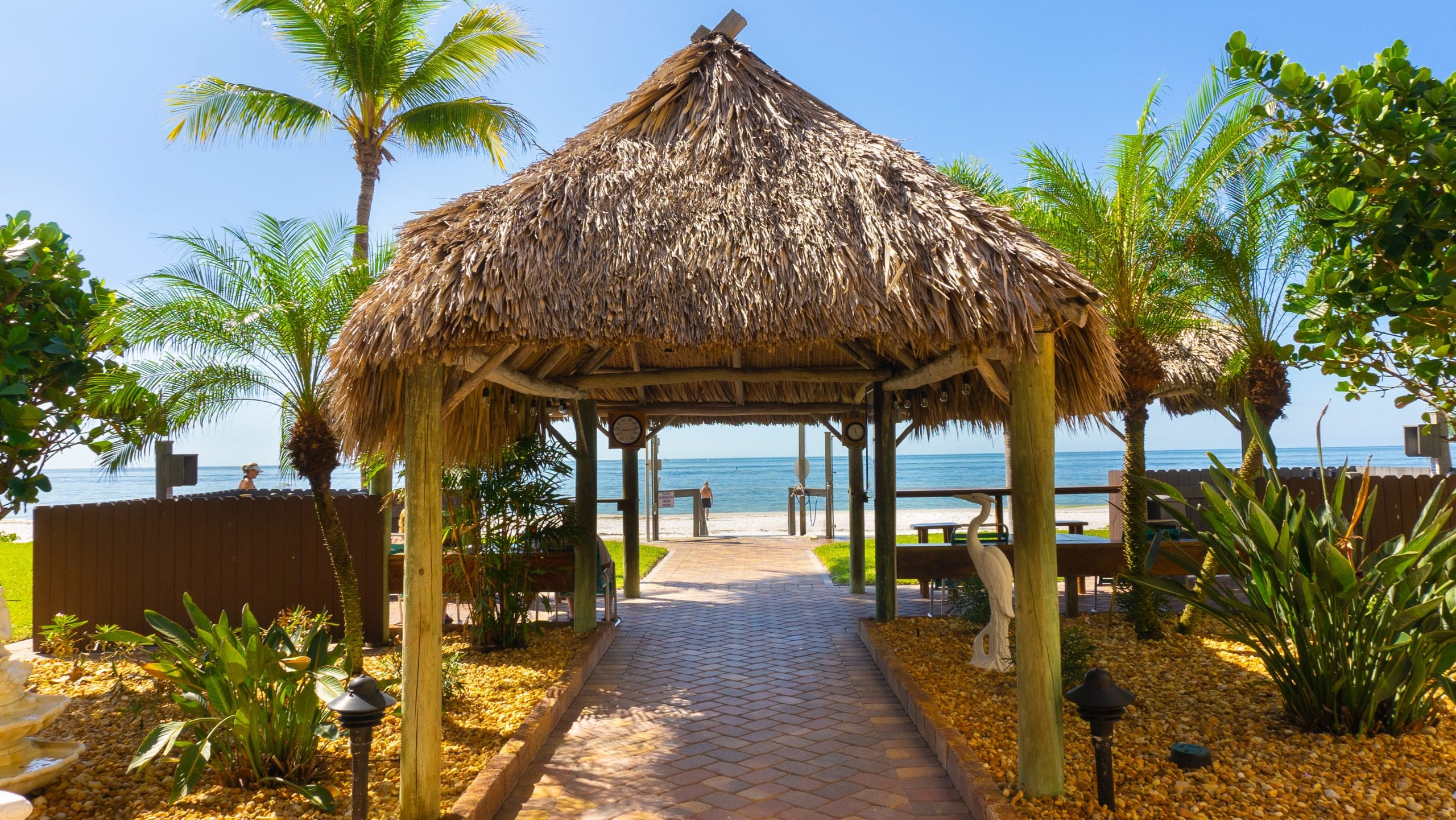 About Us Smugglers Cove Condos On Fort Myers Beach