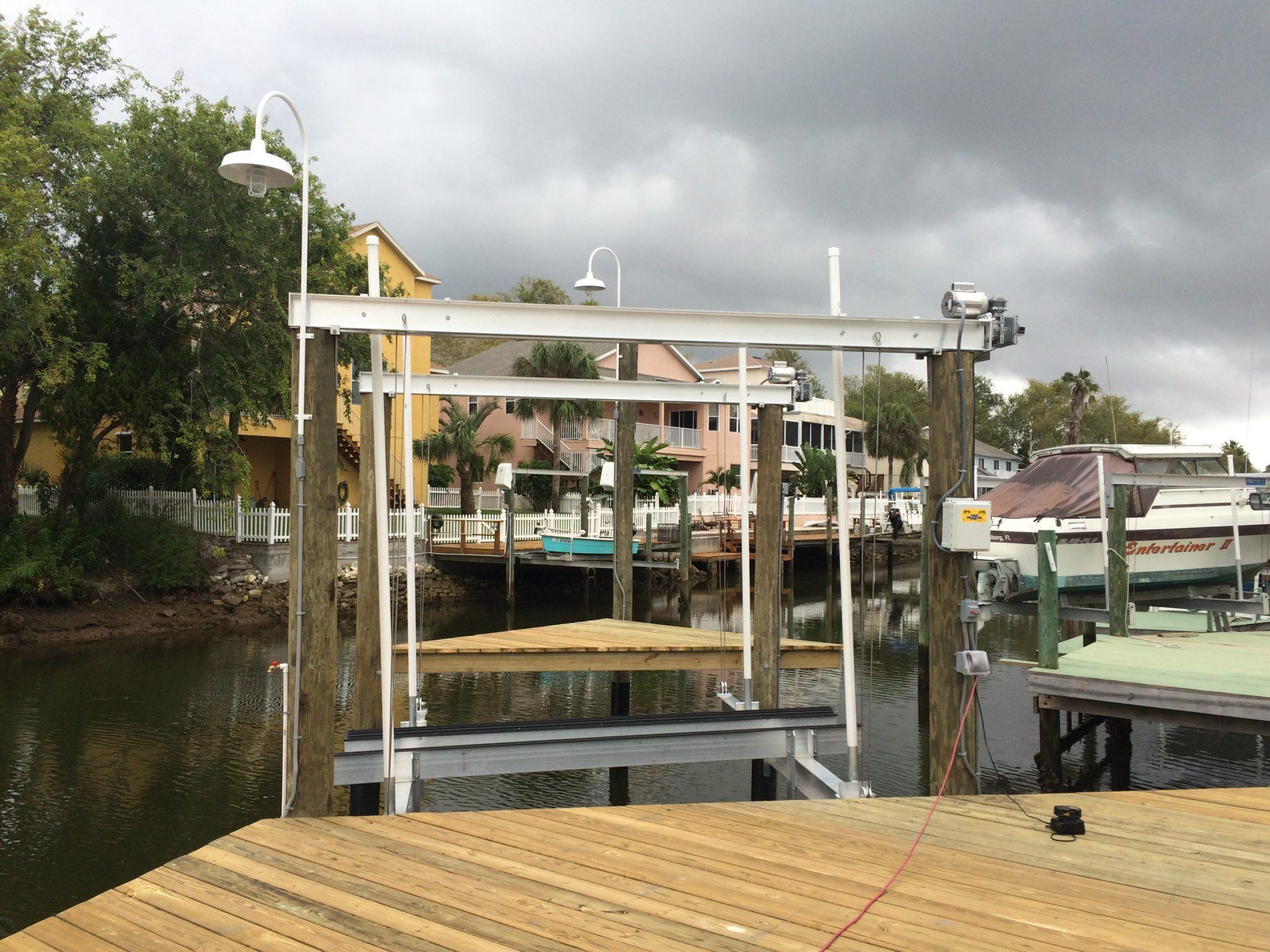 Direct Drive Boat Lift with Wharf Lights Gulfside Docks