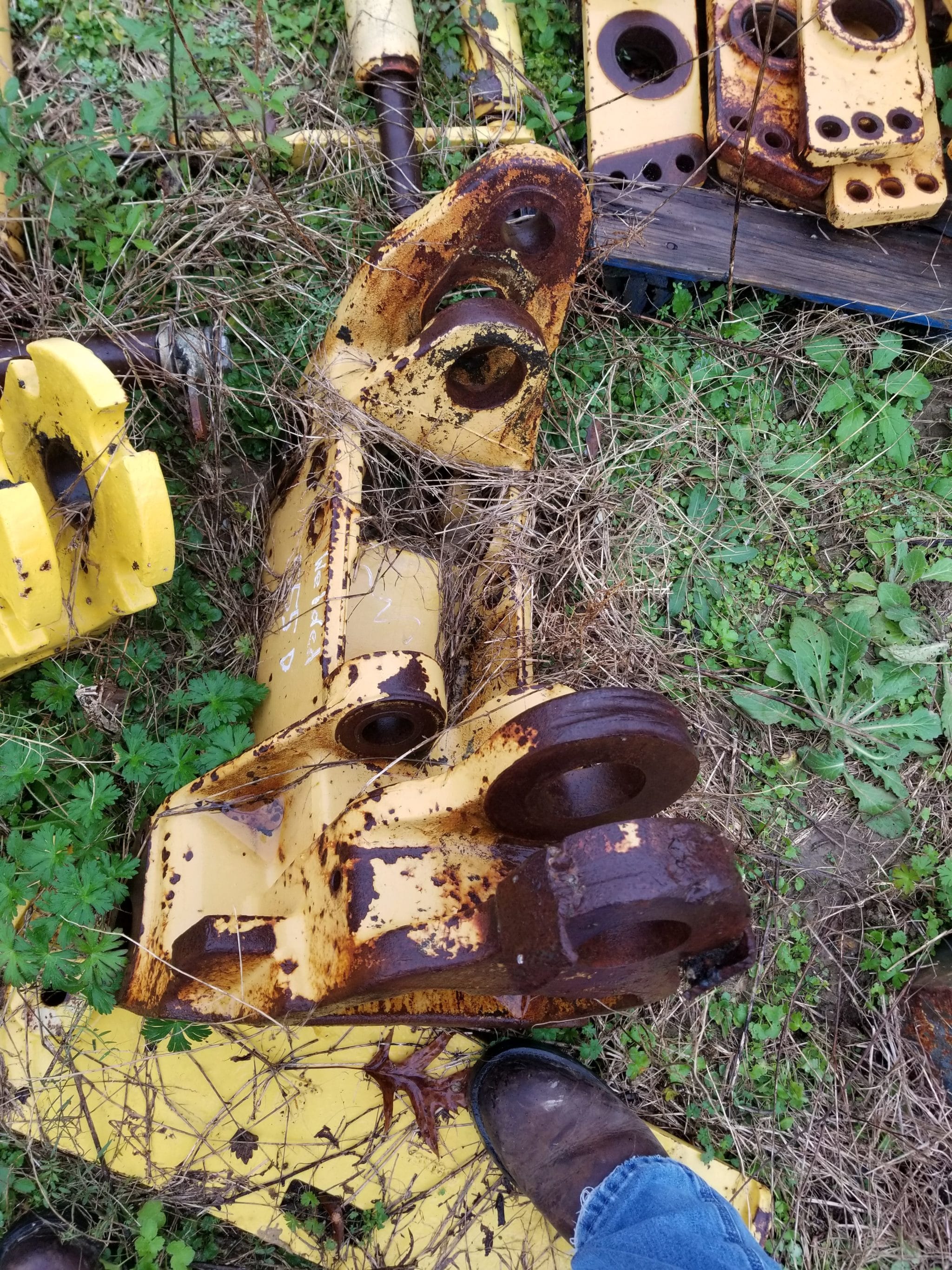 555C 555D SERIES BACKHOE SWING TOWER/ SWING POST, USED TO PULL *NEED
