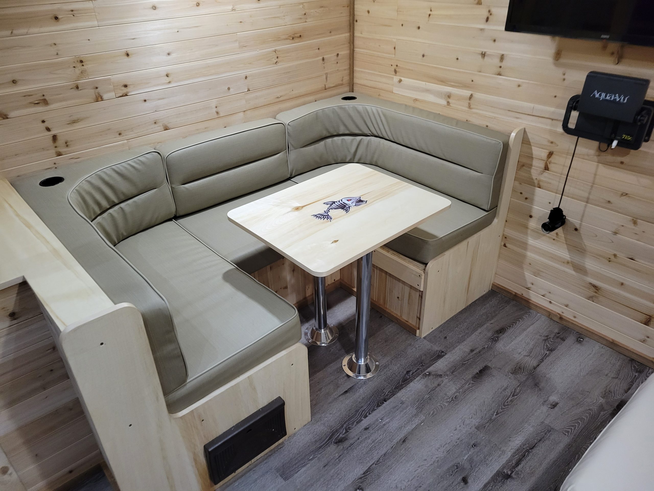 Gull Lake Fishing Charters Fishing Shacks & Charters, Alberta