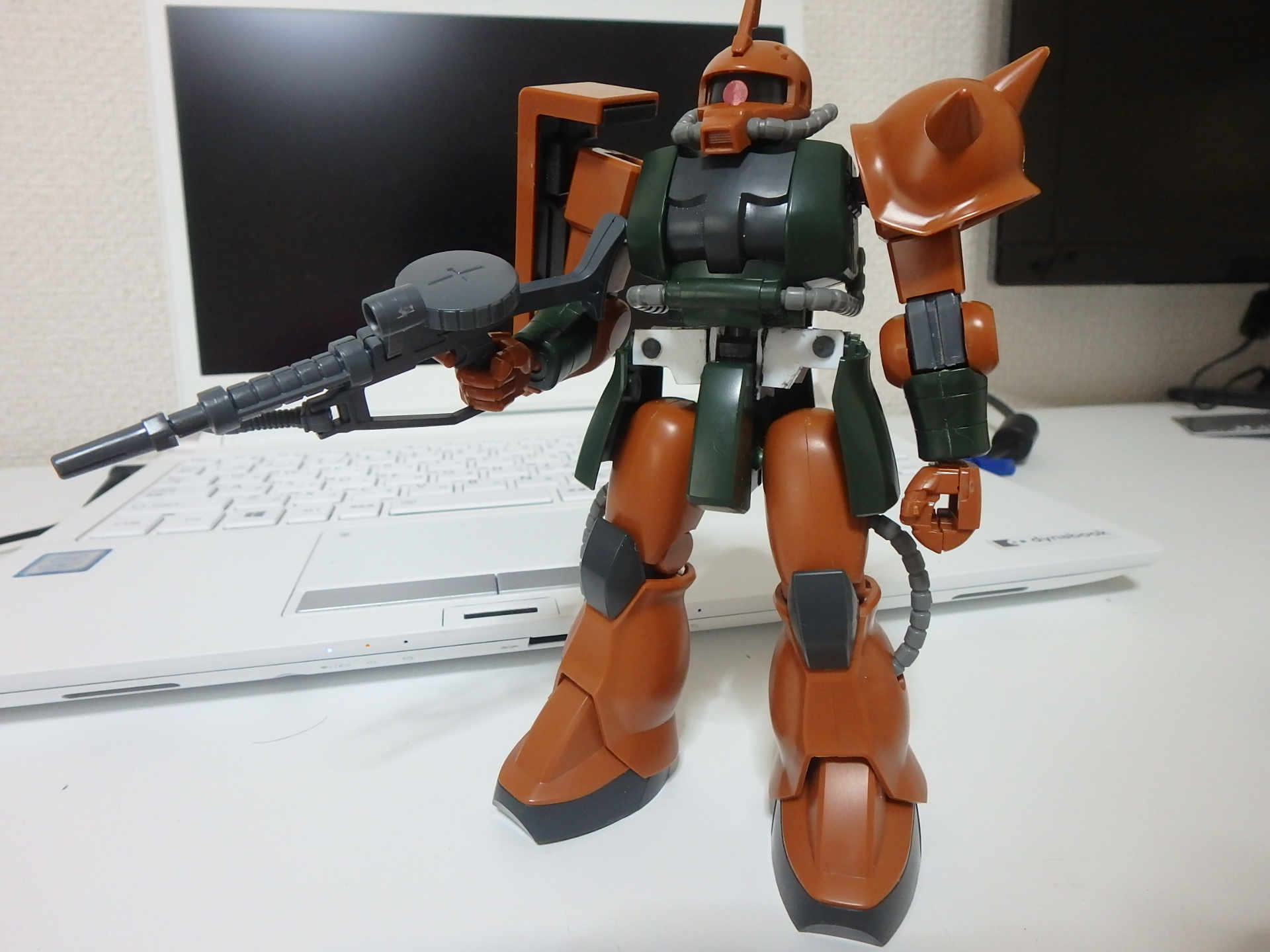 ザクIIFS改 ～これが父さんのガンプラ～｜potoさんのガンプラ作品｜GUNSTA（ガンスタ）