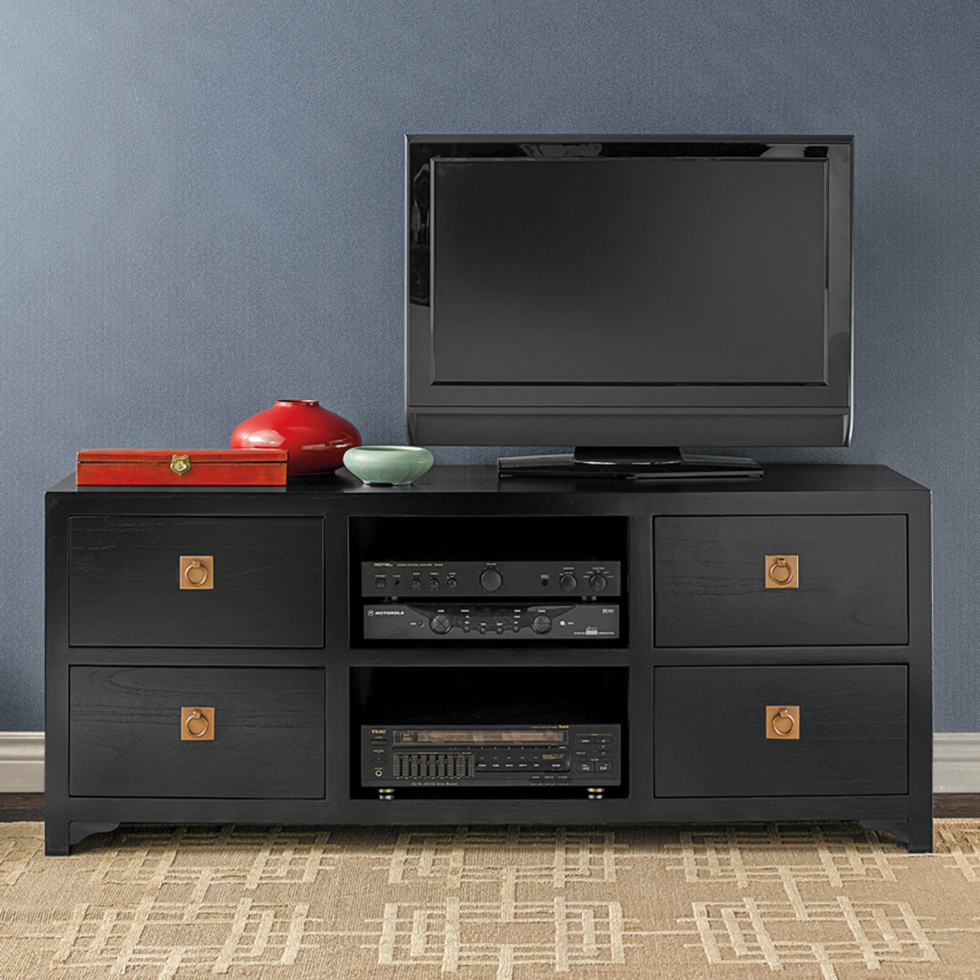 Mandarin Media Console, Small Gump's
