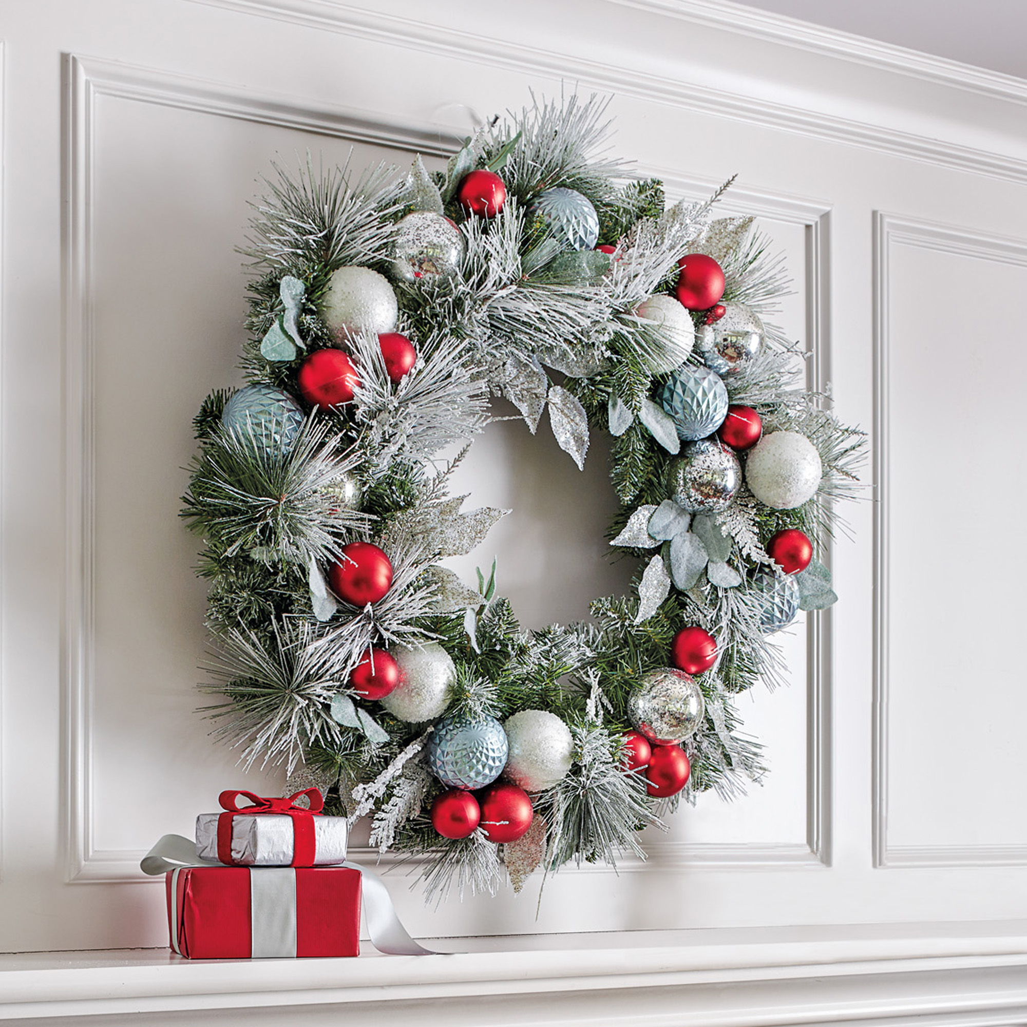 Winter Wonderland Christmas Wreath Gump's
